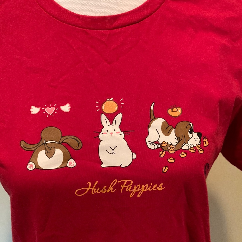 HUSH PUPPIES Red Tee Shirt Puppy and Bunny Graphics Crewneck Cottagecore Sz S